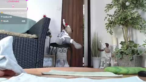 Monica online show from 12-24-24, 09:06