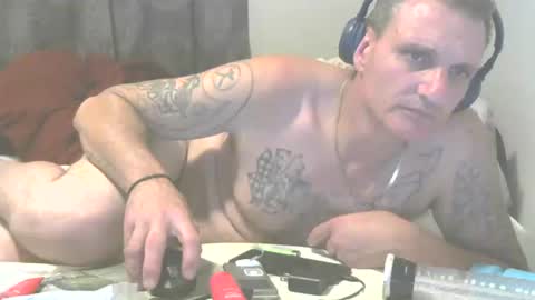 Snapshot of squirtn4mee chatting on 03-06-26, 10:01 Squirtn4mee online show from 03-06-26, 10:01