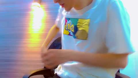 ethan online show from 07-08-26, 01:04