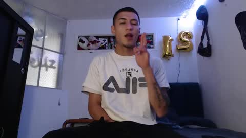 sr_porn01 online show from 01-09-25, 06:47