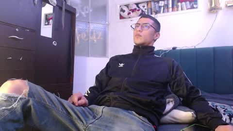 sr_porn01 online show from 02-17-25, 09:30