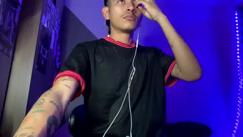 Snapshot of srcejotas chatting on 12-05-24, 11:51 sorry mom online show from 12-05-24, 11:51