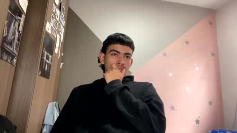 Snapshot of srcejotas chatting on 12-30-24, 05:13 sorry mom online show from 12-30-24, 05:13