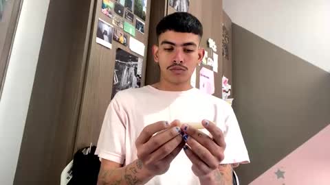 Snapshot of srcejotas chatting on 01-06-25, 06:52 sorry mom online show from 01-06-25, 06:52