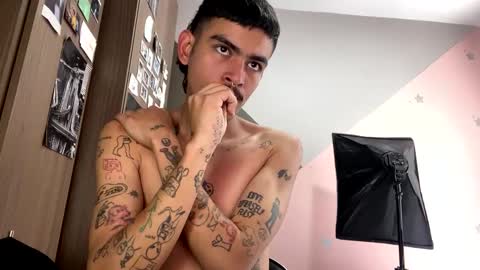 Snapshot of srcejotas chatting on 01-08-25, 06:41 sorry mom online show from 01-08-25, 06:41