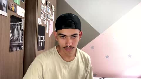 Snapshot of srcejotas chatting on 01-09-25, 05:43 sorry mom online show from 01-09-25, 05:43