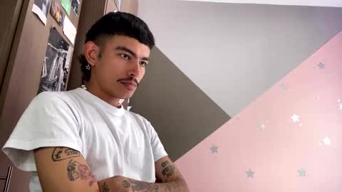 Snapshot of srcejotas chatting on 01-11-25, 07:05 sorry mom online show from 01-11-25, 07:05