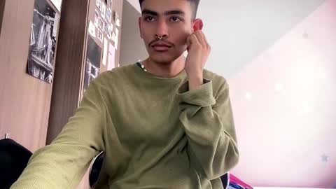 Snapshot of srcejotas chatting on 01-14-25, 06:49 sorry mom online show from 01-14-25, 06:49