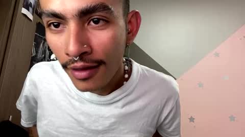 Snapshot of srcejotas chatting on 01-15-25, 09:51 sorry mom online show from 01-15-25, 09:51
