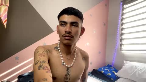 Snapshot of srcejotas chatting on 01-23-25, 08:35 sorry mom online show from 01-23-25, 08:35
