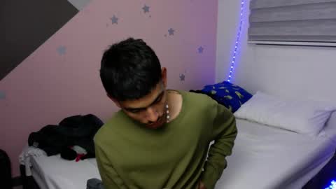 Snapshot of srcejotas chatting on 01-24-25, 12:09 sorry mom online show from 01-24-25, 12:09
