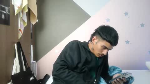 Snapshot of srcejotas chatting on 01-30-25, 12:07 sorry mom online show from 01-30-25, 12:07