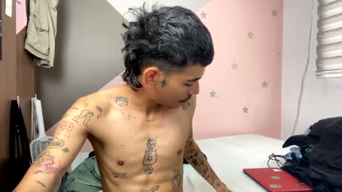 Snapshot of srcejotas chatting on 02-12-25, 06:30 sorry mom online show from 02-12-25, 06:30
