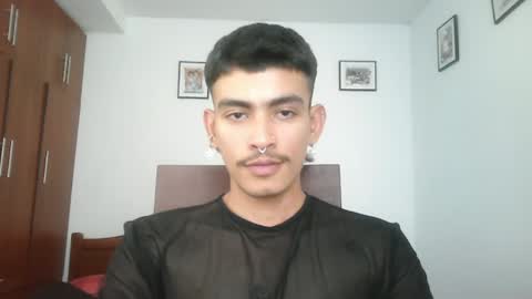 Snapshot of srcejotas chatting on 02-21-25, 07:43 sorry mom online show from 02-21-25, 07:43