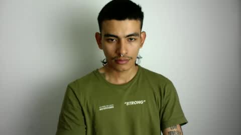 Snapshot of srcejotas chatting on 09-23-25, 06:00 sorry mom online show from 09-23-25, 06:00