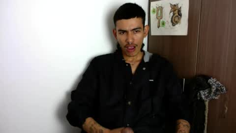 Snapshot of srcejotas chatting on 09-27-25, 02:11 sorry mom online show from 09-27-25, 02:11