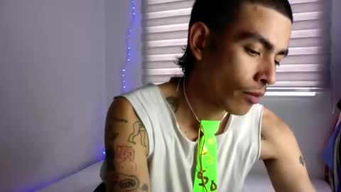 Snapshot of srcejotas chatting on 10-05-25, 03:43 sorry mom online show from 10-05-25, 03:43