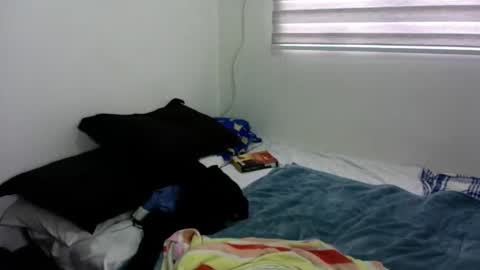Snapshot of srcejotas chatting on 10-06-25, 07:33 sorry mom online show from 10-06-25, 07:33