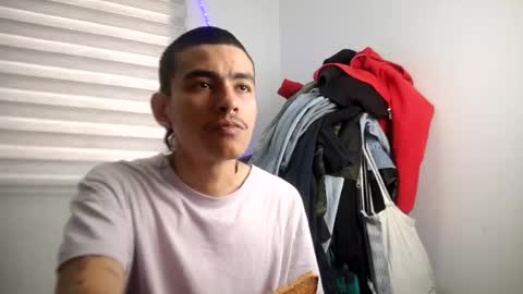Snapshot of srcejotas chatting on 10-15-25, 03:56 sorry mom online show from 10-15-25, 03:56