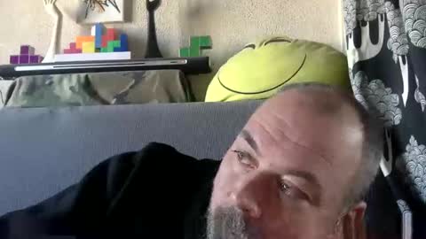 srekos38 online show from 12-31-24, 10:48