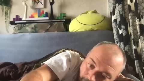 Snapshot of srekos38 chatting on 10-16-25, 01:12 srekos38 online show from 10-16-25, 01:12