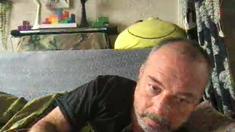 Snapshot of srekos38 chatting on 01-17-26, 10:42 srekos38 online show from 01-17-26, 10:42