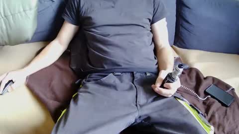 Snapshot of srevinu chatting on 12-03-25, 10:24 Srevinu online show from 12-03-25, 10:24