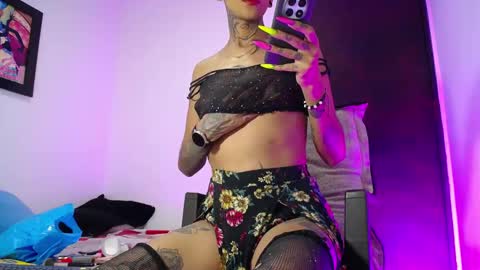 Srta. Fox online show from 09-18-25, 12:34