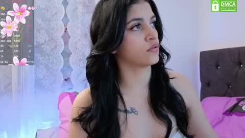 Snapshot of ssafira25 chatting on 04-26-26, 10:07 Estephanie online show from 04-26-26, 10:07