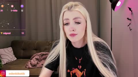 Snapshot of ssashagarter chatting on 12-17-24, 07:48 Alexandra online show from 12-17-24, 07:48