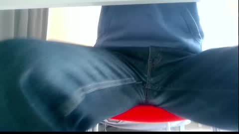 ssenzo online show from 12-25-24, 02:23