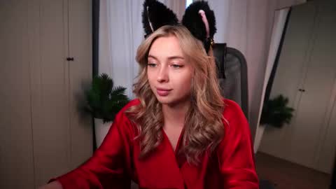 Kate online show from 11-04-25, 01:32