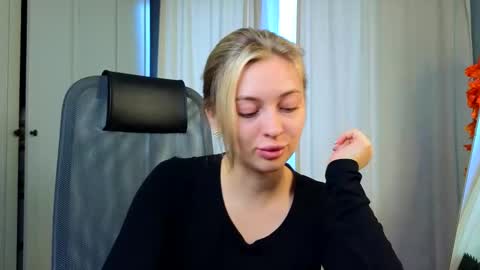 Kate online show from 11-20-25, 10:15