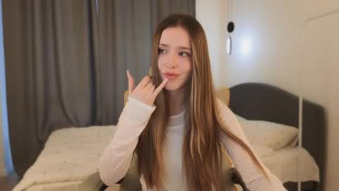 Chloe online show from 05-31-26, 05:26