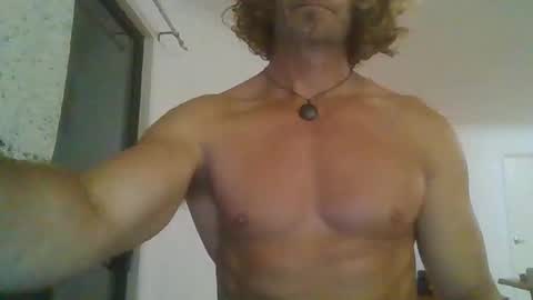 Snapshot of ssurferladd chatting on 03-04-26, 11:16 Riv online show from 03-04-26, 11:16