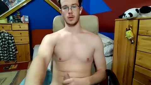 Snapshot of st1eve chatting on 11-29-25, 05:49 st1eve online show from 11-29-25, 05:49