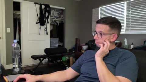 Snapshot of st22fe69 chatting on 04-08-26, 09:37 Jose online show from 04-08-26, 09:37