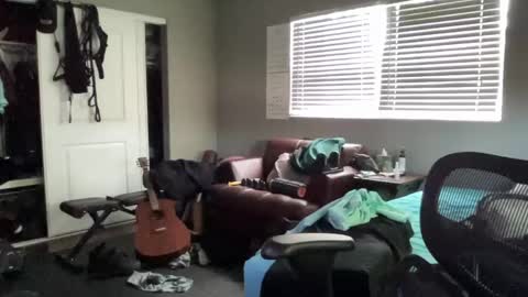 Snapshot of st22fe69 chatting on 04-12-26, 05:18 Jose online show from 04-12-26, 05:18