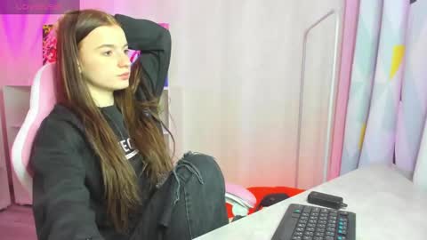 Stacey GMT5 Mo Tu We Th Fr Sa 3am -10am online show from 12-06-24, 01:51