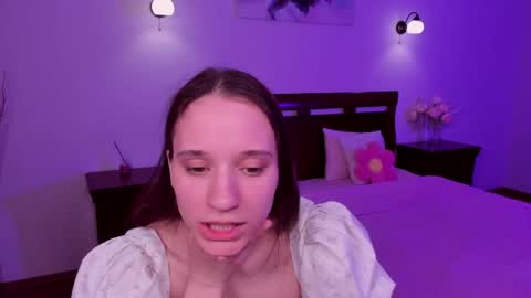 Snapshot of staceycutie chatting on 04-25-26, 05:21 StaceyCutie online show from 04-25-26, 05:21
