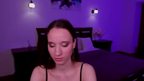 Snapshot of staceycutie chatting on 05-28-26, 05:32 StaceyCutie online show from 05-28-26, 05:32