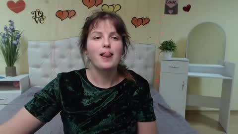 Stacey online show from 02-22-25, 03:58