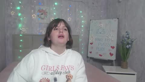 Stacey online show from 10-14-25, 05:41