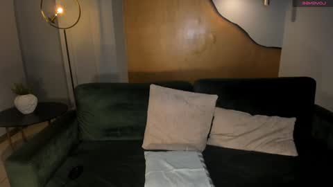 Stacy Woods online show from 01-17-25, 10:33