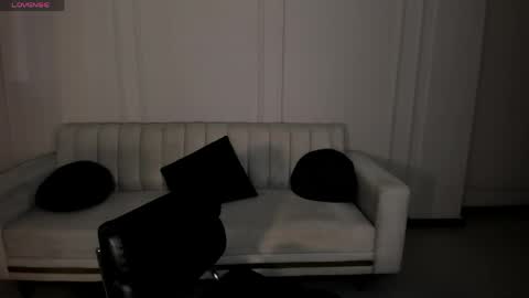 Stacy Woods online show from 05-25-26, 11:49