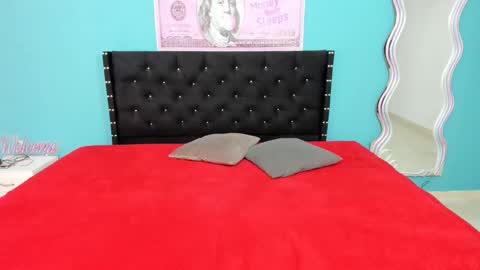 stacy_bloom10 online show from 01-08-25, 03:07