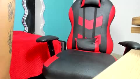 stacy_bloom10 online show from 02-14-25, 06:29