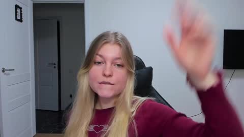 Stacy  online show from 12-26-24, 10:05