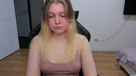 Stacy  online show from 01-16-25, 09:27