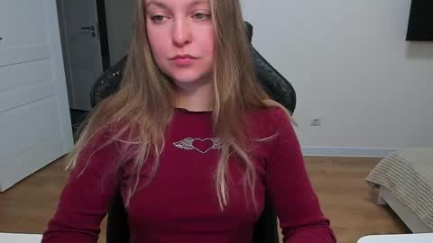 Snapshot of stacy_miraclee chatting on 04-30-26, 04:46 Stacy online show from 04-30-26, 04:46
